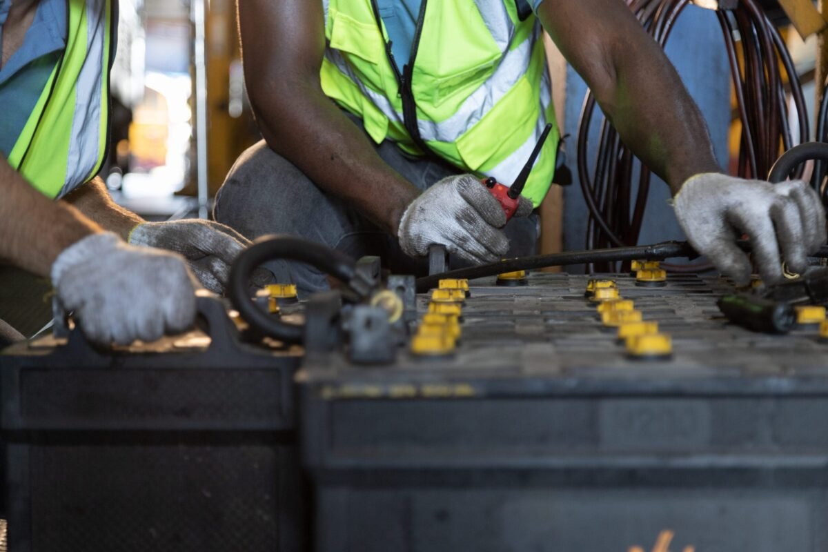 CAT Forklift Batteries Supplier